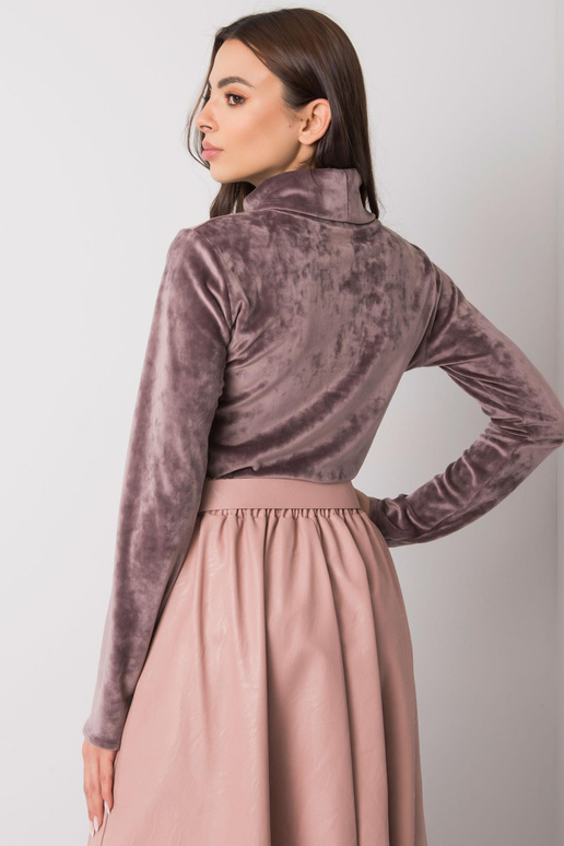 Bēša velūra blūze ar apkakli Millau Bēša velūra blūze ar apkakli Millau