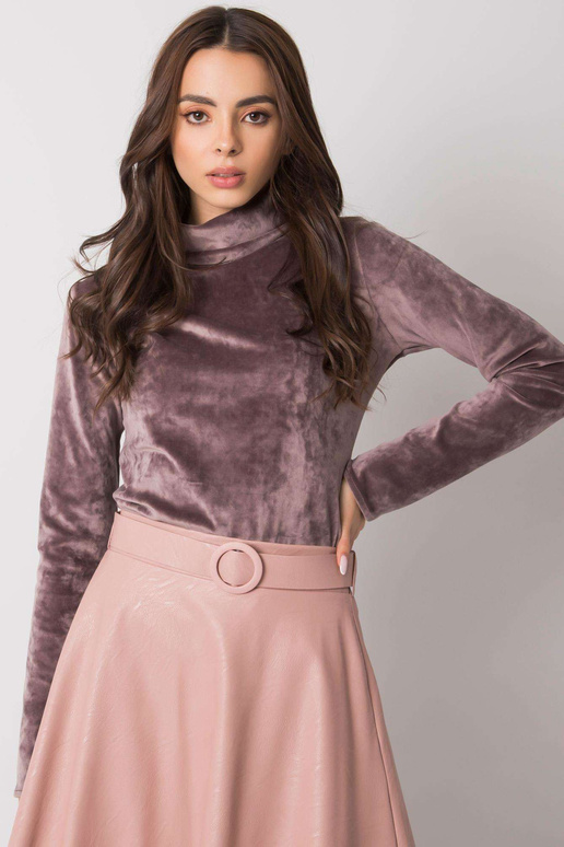 Bēša velūra blūze ar apkakli Millau Bēša velūra blūze ar apkakli Millau