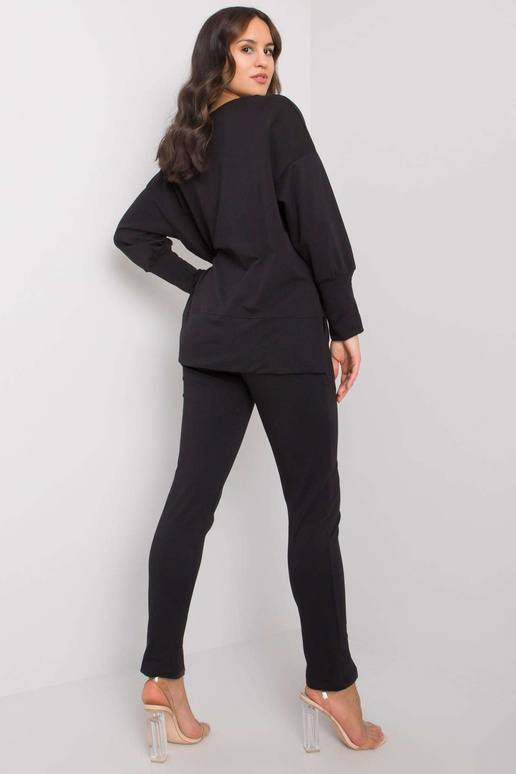 Melns divdaļīgs sieviešu komplekts...