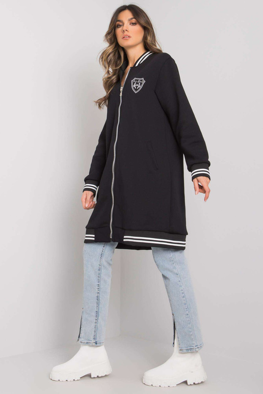 Melns garš sporta krekls ar Lucia RUE...