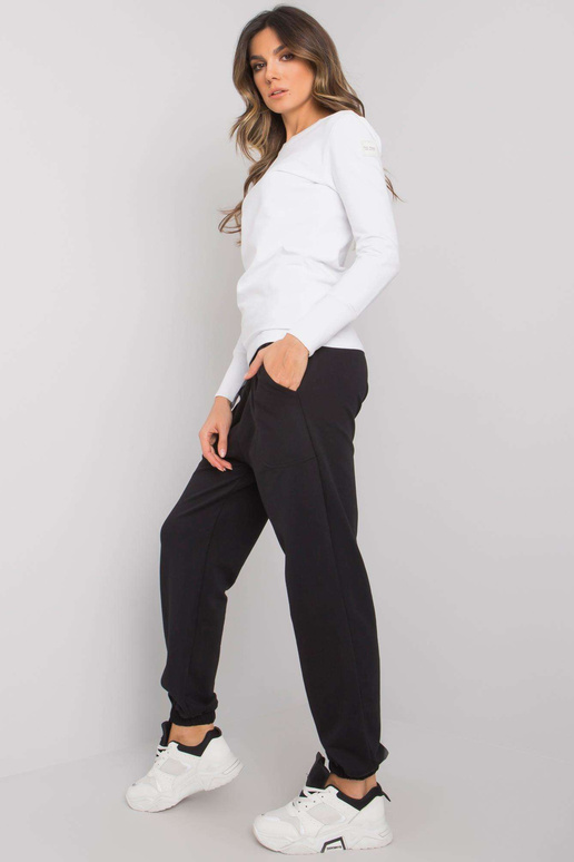 Balts un melns sieviešu ikdienas... Balts un melns sieviešu ikdienas...