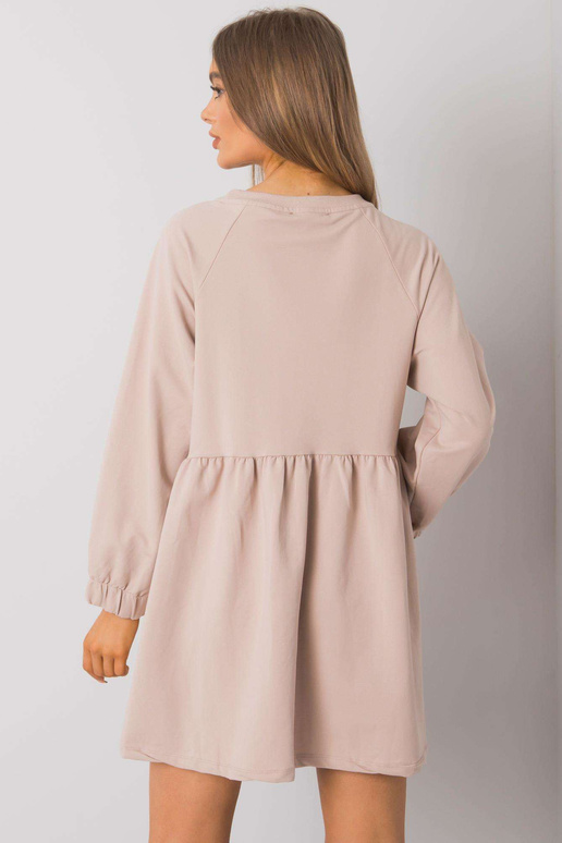 Gaiši bēša Bellevue kleita ar garām...