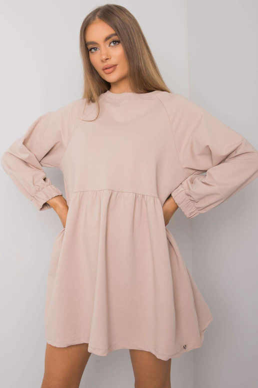 Gaiši bēša Bellevue kleita ar garām...