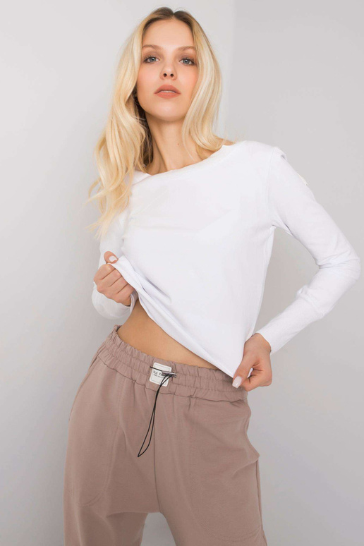 Balts un bēšs sieviešu ikdienas...