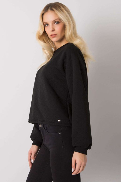 Melns stepēts džemperis bez kapuces...