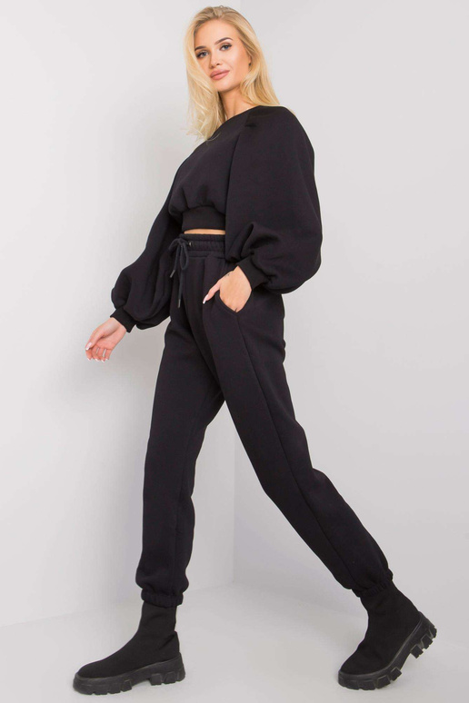 Melns sieviešu divdaļīgs komplekts...