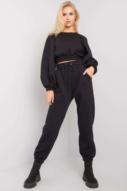 Melns sieviešu divdaļīgs komplekts...