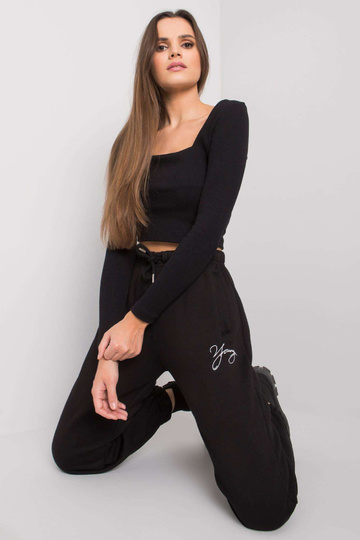 Melnas treniņbikses ar...