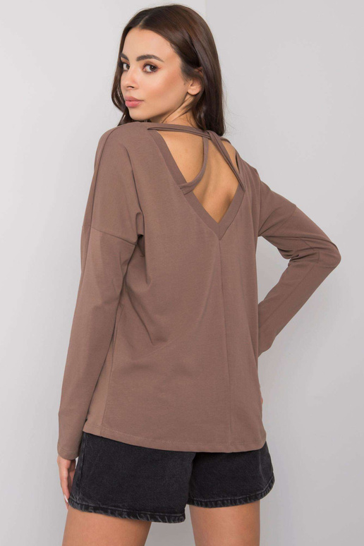 Brūna sieviešu blūze ar garām...