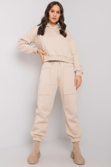 Bēšs kokvilnas sporta tērpu...