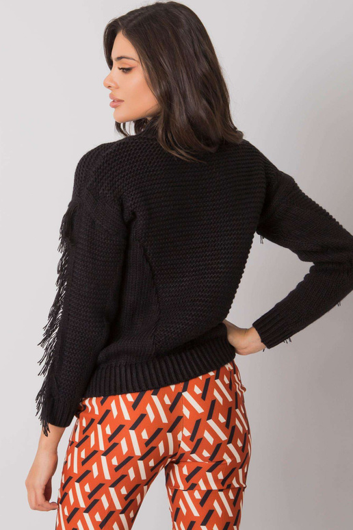 Melns džemperis ar bārkstīm Caitri...