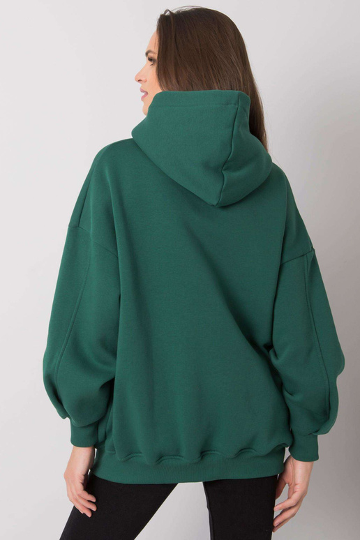 Tumši zaļš sporta krekls ar bedrēm... Tumši zaļš sporta krekls ar bedrēm...