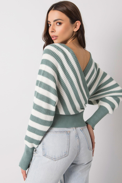 Piparmētru un baltu svītru džemperis...