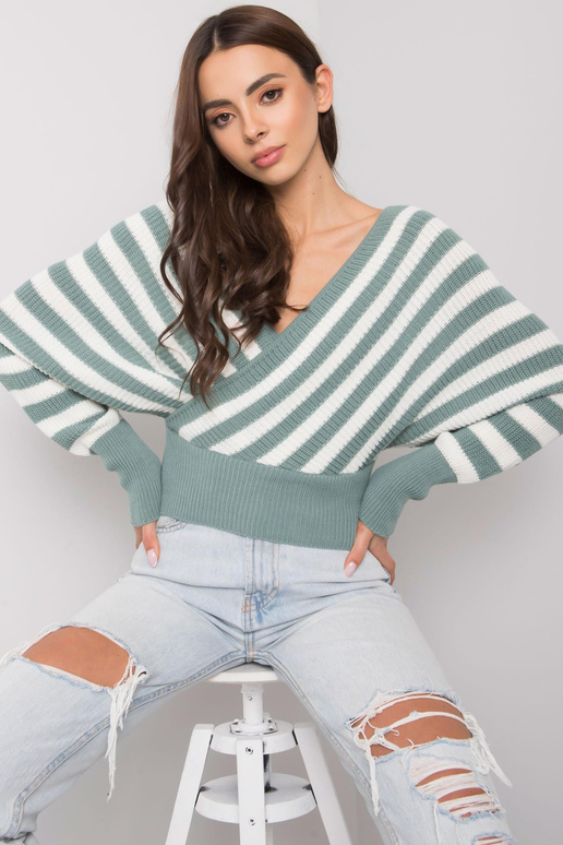 Piparmētru un baltu svītru džemperis...