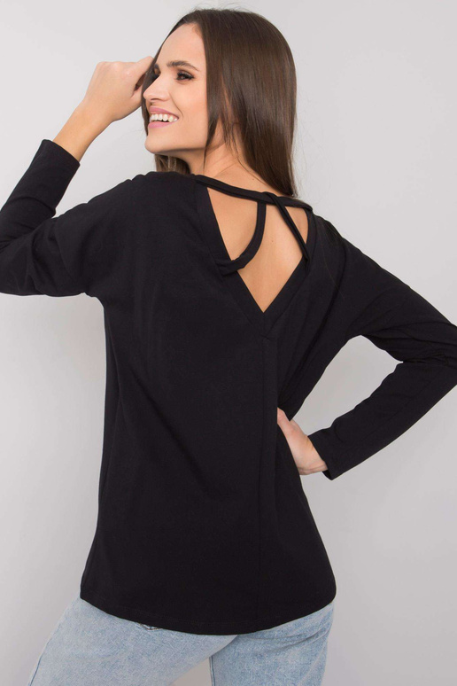 Melna sieviešu blūze ar garām... Melna sieviešu blūze ar garām...