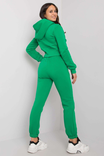 Zaļš sporta tērpa komplekts...