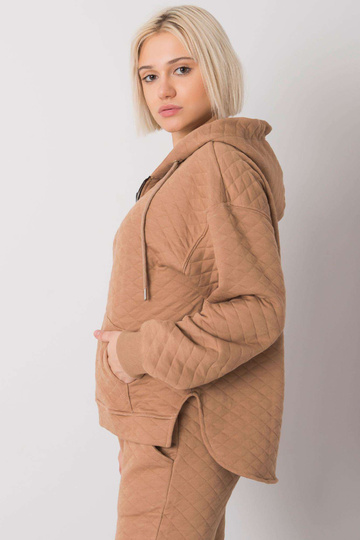 Kamieļu stepēts sporta...