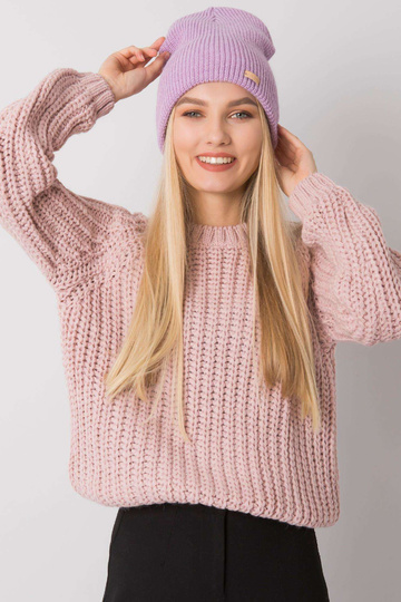 Gaiši violeta adīta pupiņa...