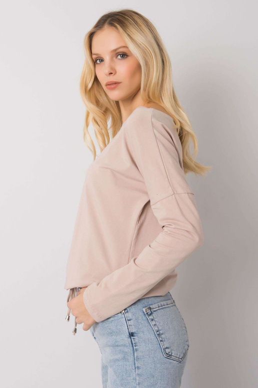 Carla gaiši bēša blūze Carla gaiši bēša blūze