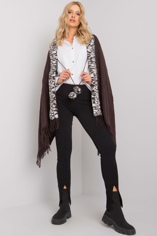 Brūnbalta šalle ar kažokādu