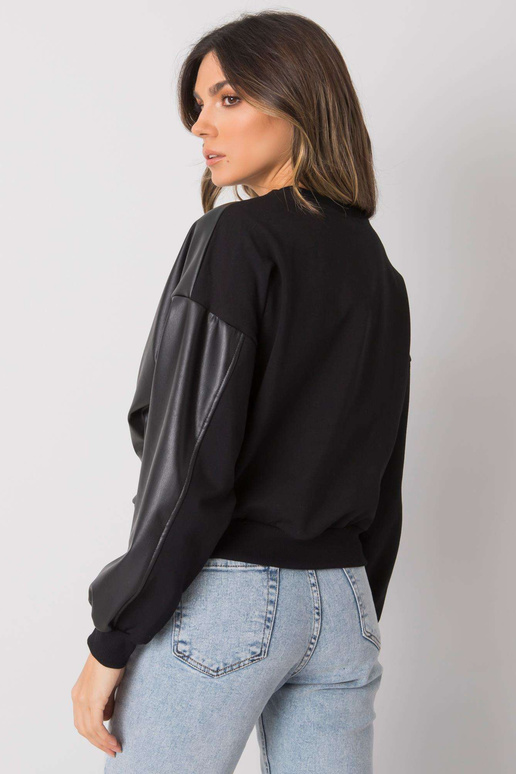 Melns sporta krekls ar eko-ādas...