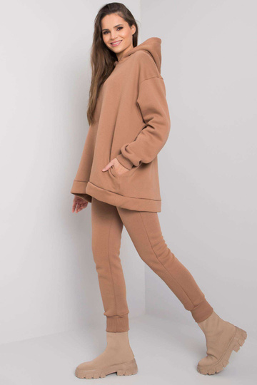 Kamieļu sporta krekls... 2