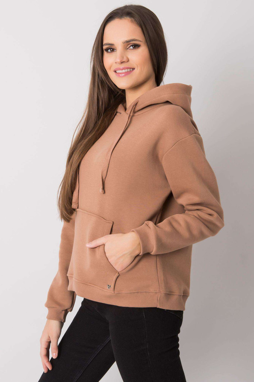 Kamieļu sieviešu ķengura sporta... Kamieļu sieviešu ķengura sporta...