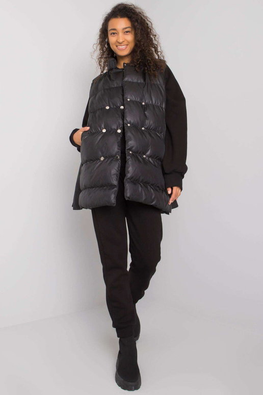 Melns trīsdaļīgs komplekts ar...