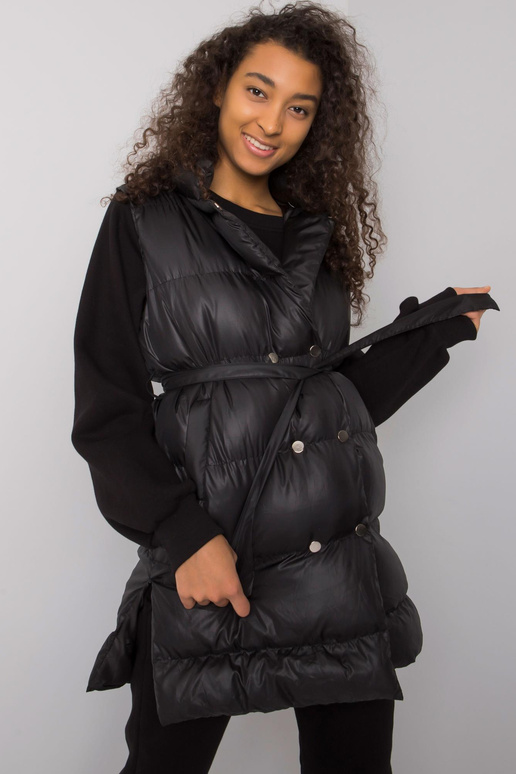 Melns trīsdaļīgs komplekts ar...