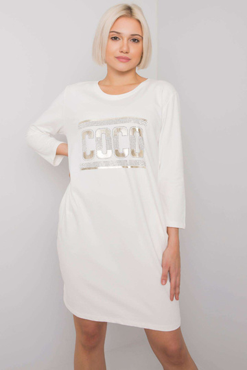 Ecru kleita ar kabatām... 2