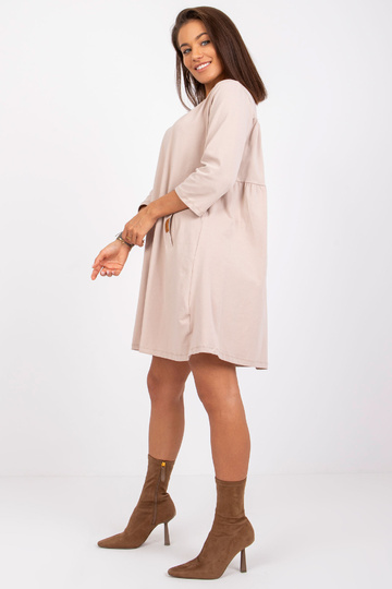 Gaiši bēša kleita ar...