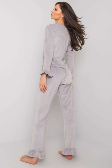 Pelēka velūra pidžama ar...