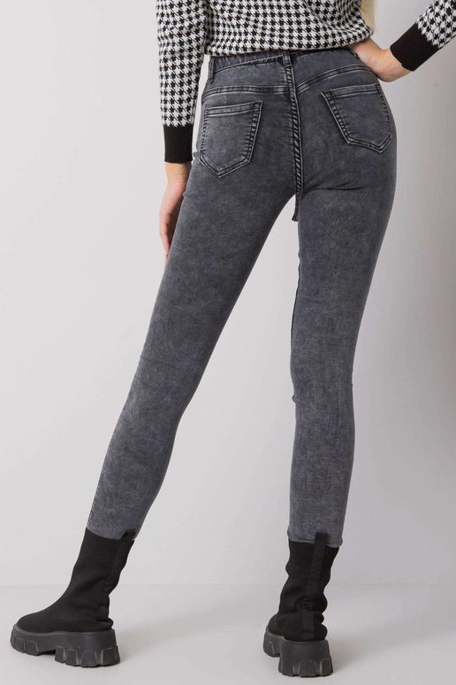 Pelēki pieguloši džinsi ar Lexington...