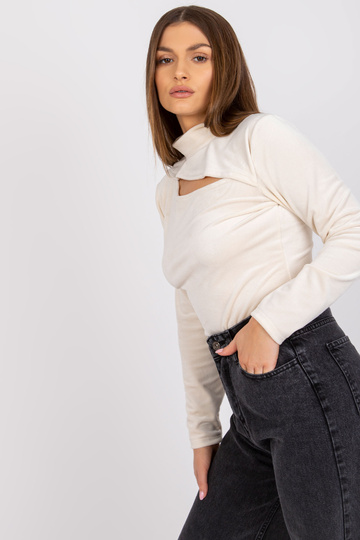 Bēša velūra blūze ar garām...