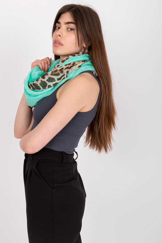 Piparmētru šalle ar leopera apdruku