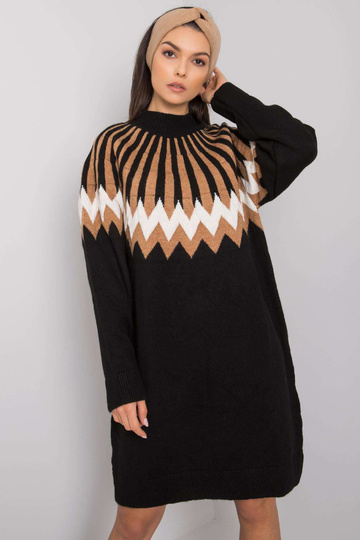 Melna brīva trikotāžas...