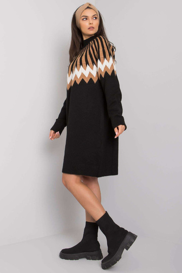 Melna brīva trikotāžas... 2