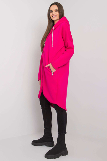 Fuksijas krāsas garais...