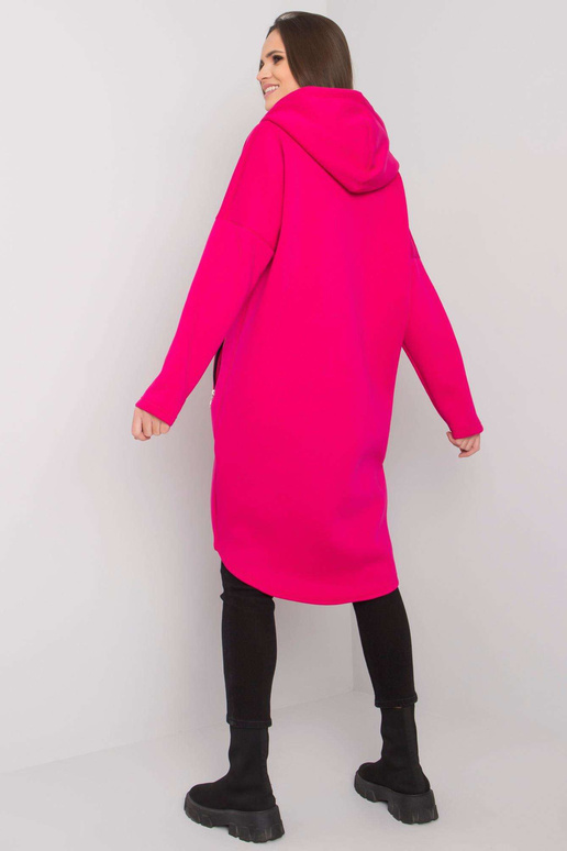 Fuksijas krāsas garais džemperis...