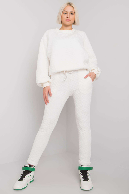 Ecru divdaļīgs stepēts komplekts Palermo