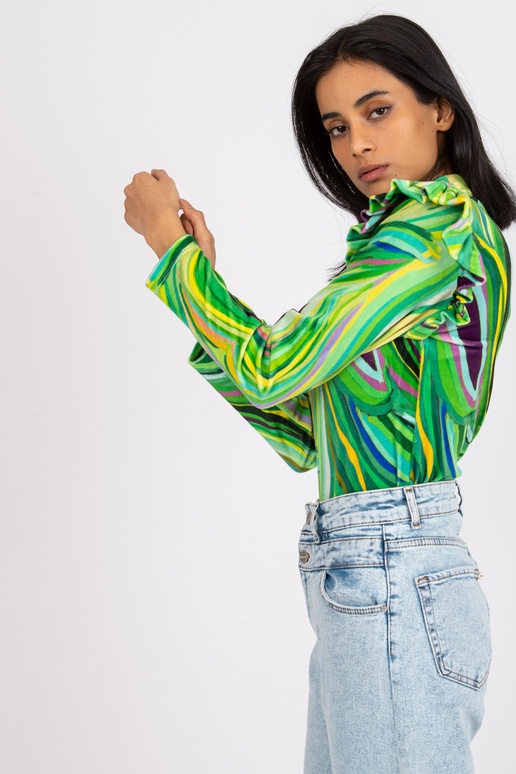 Zaļa velūra blūze ar volāniem Lina Zaļa velūra blūze ar volāniem Lina