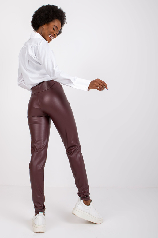 Briana tumšās ordas ādas legingi RUE...