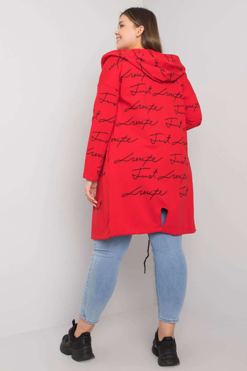 Sarkans plus izmēra gultas...