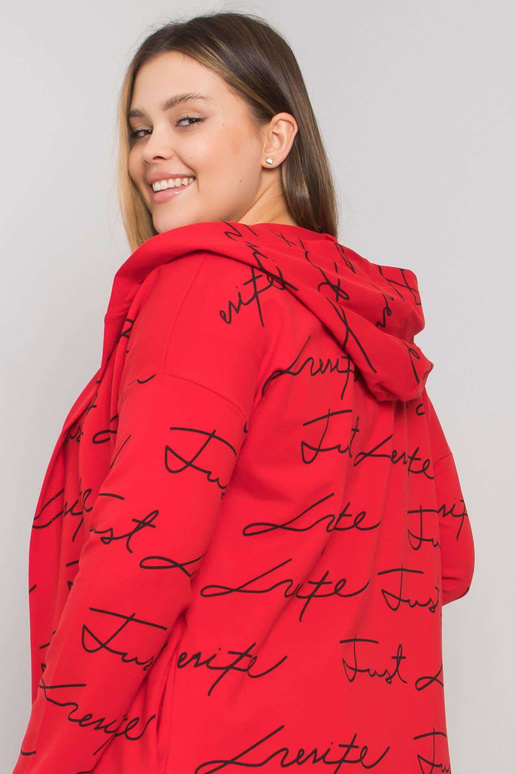 Sarkans plus izmēra gultas pārklājs...