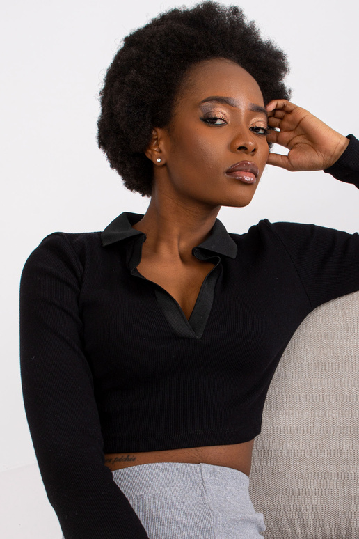 Melna rievota ikdienas blūze Flores... Melna rievota ikdienas blūze Flores...