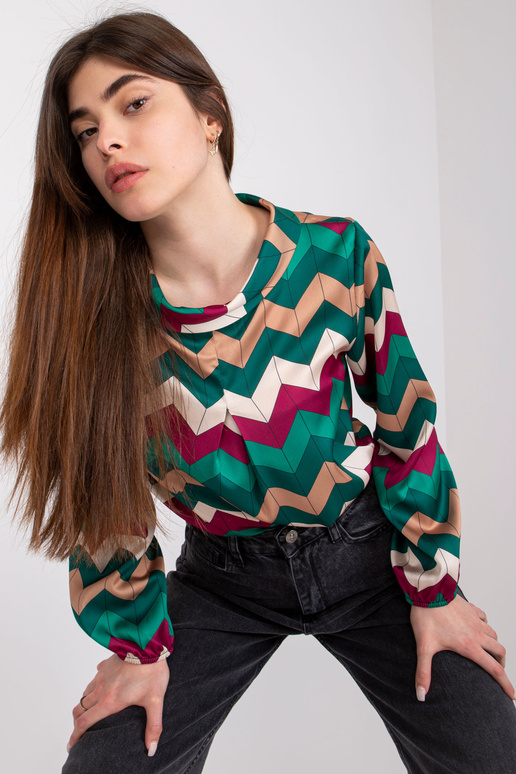 Zaļa blūze ar iesējumu mugurā Silesia