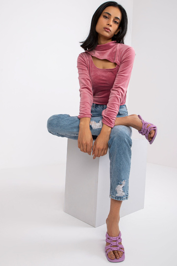 Netīri rozā velūra blūze...