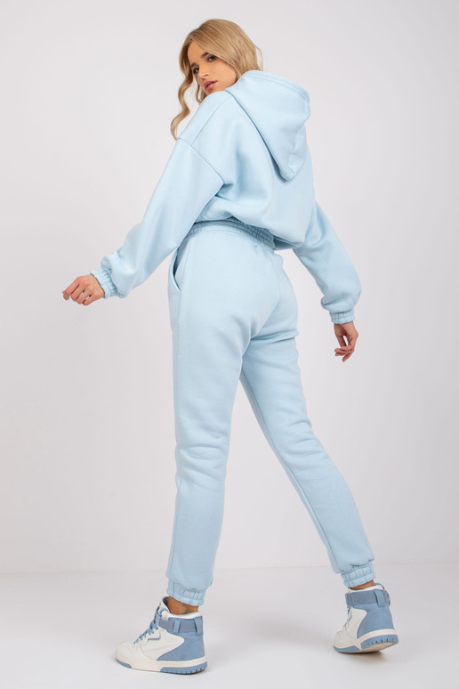 Gaiši zils divdaļīgs sporta tērpa...