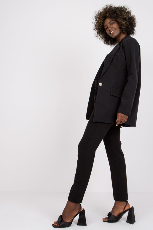 Sieviešu melna jaka ar Veracruz oderi