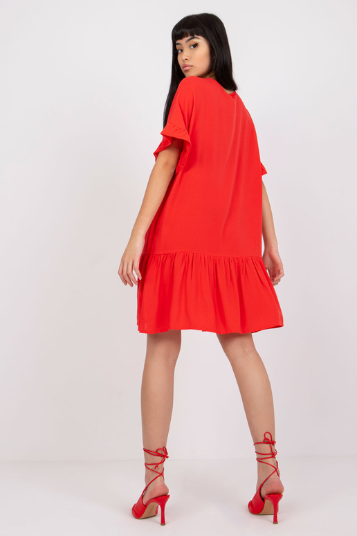 Sarkana kleita ar volāniem no Sindy...